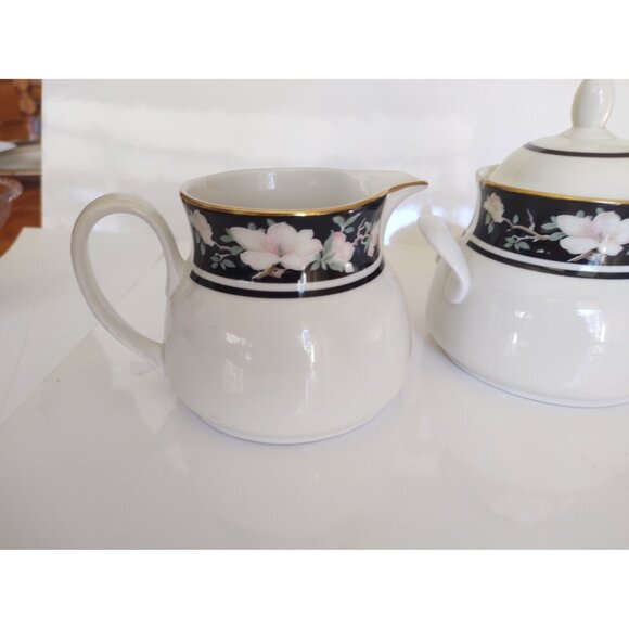 Royal Doulton Creamer & Sugar Bowl Set Vogue Collection Intrigue 1984 - Picture 14 of 15